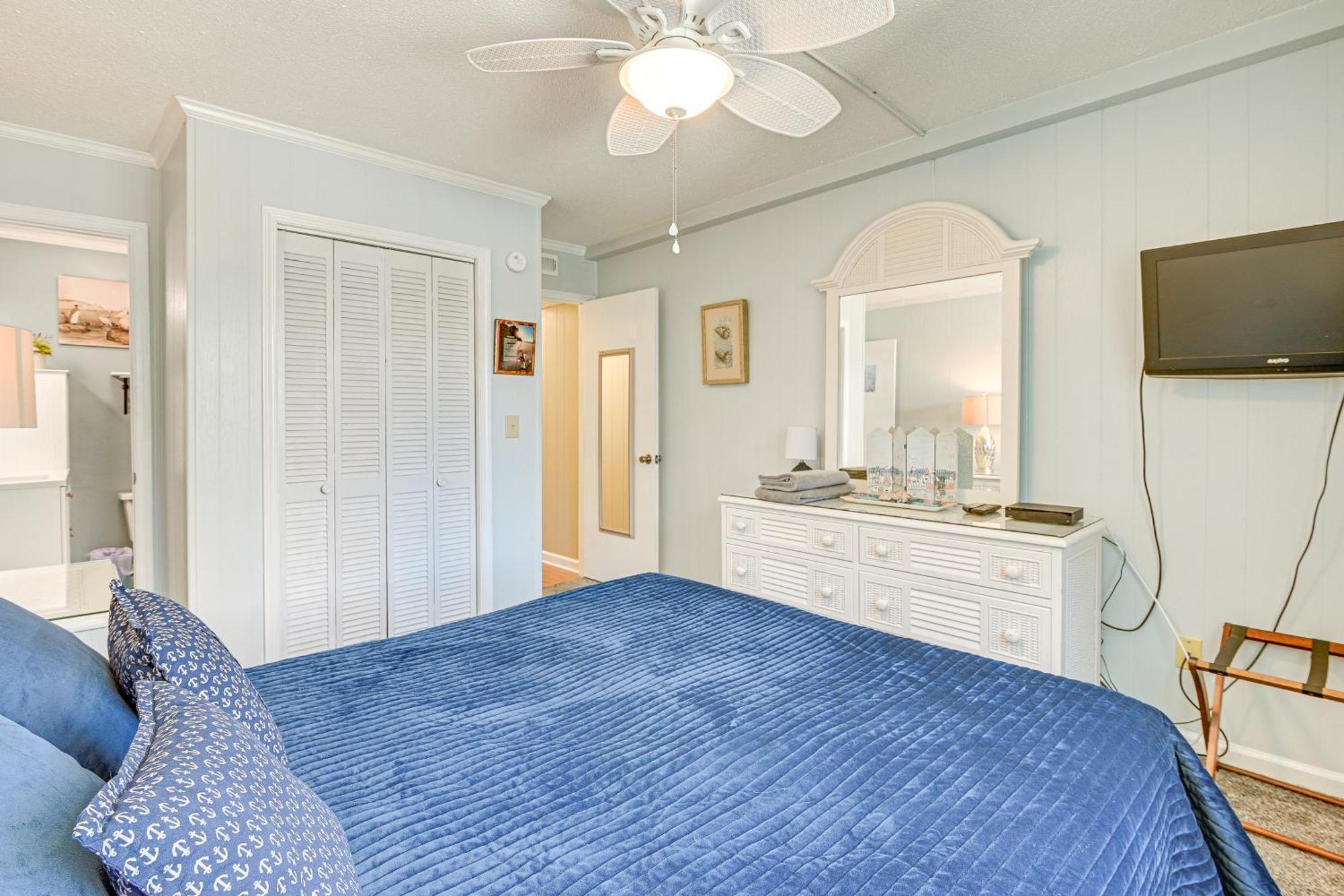 Coastal Condo On Beach With Community Pool Access! 미를 비치 외부 사진